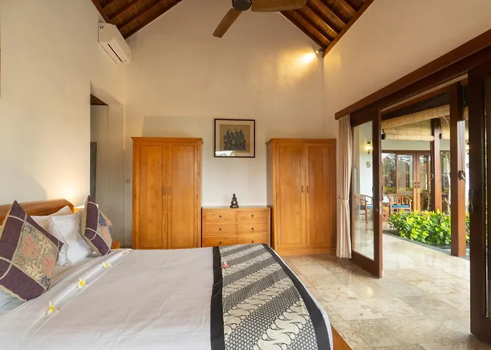 Maya Ubud, Peaceful Rice Field View Villa *