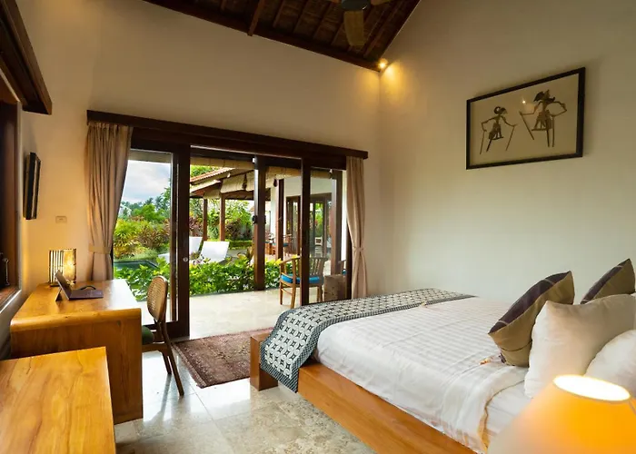 Maya Ubud, Peaceful Rice Field View Villa *